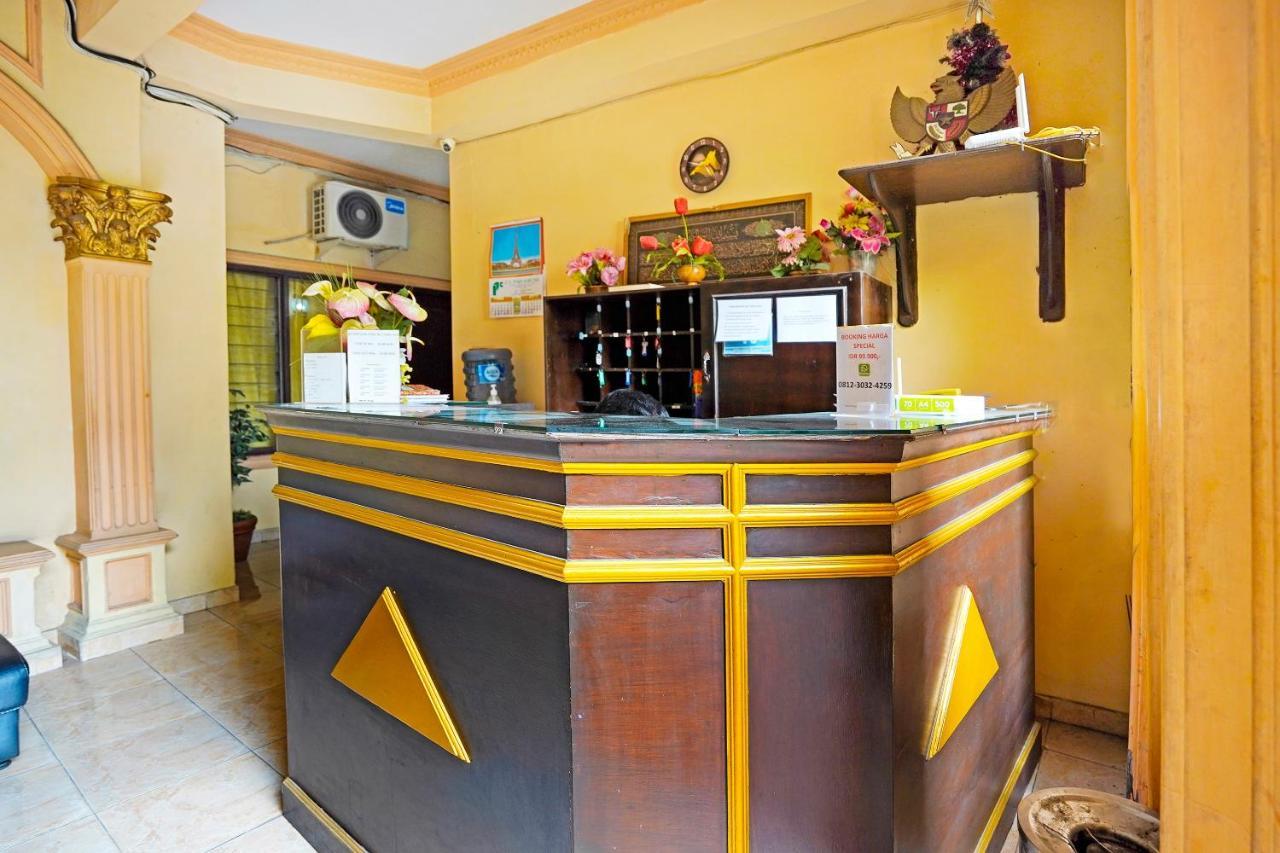 Oyo 91390 Kost Grand Royal Elite Hotel Surabaya Luaran gambar