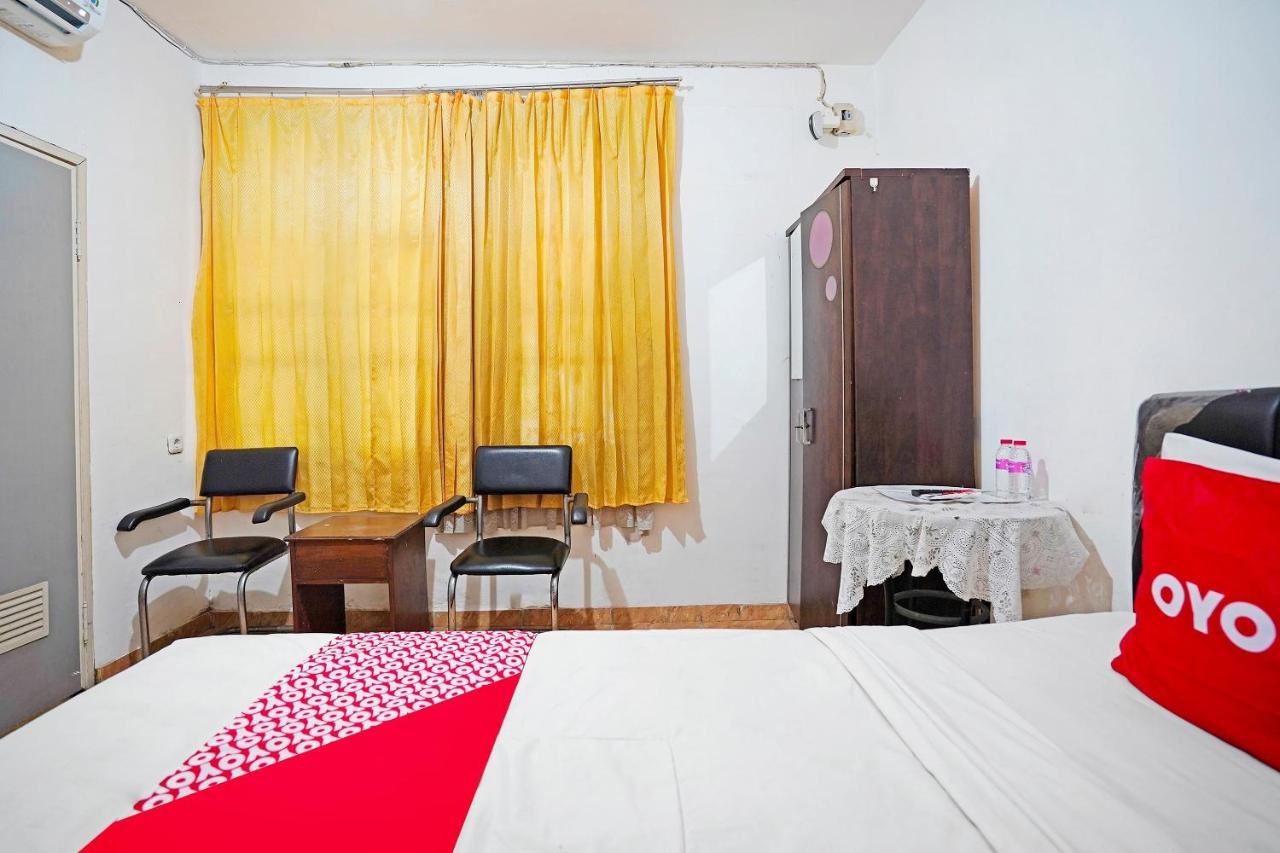 Oyo 91390 Kost Grand Royal Elite Hotel Surabaya Luaran gambar