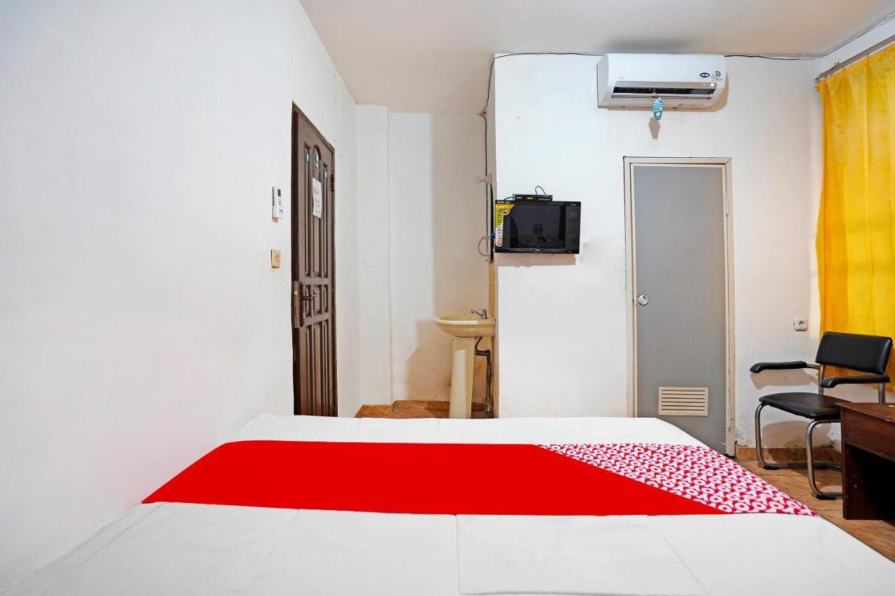 Oyo 91390 Kost Grand Royal Elite Hotel Surabaya Luaran gambar